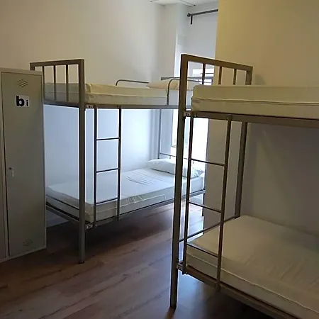 Check In Hostal León
