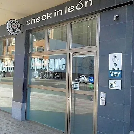 Check In Hostal León