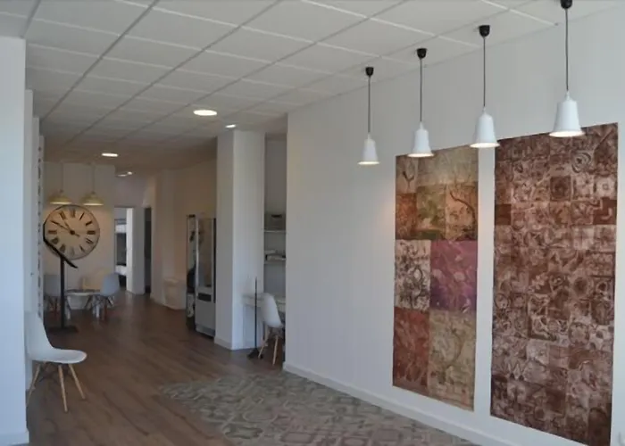 체크 인 레옹 * 레온