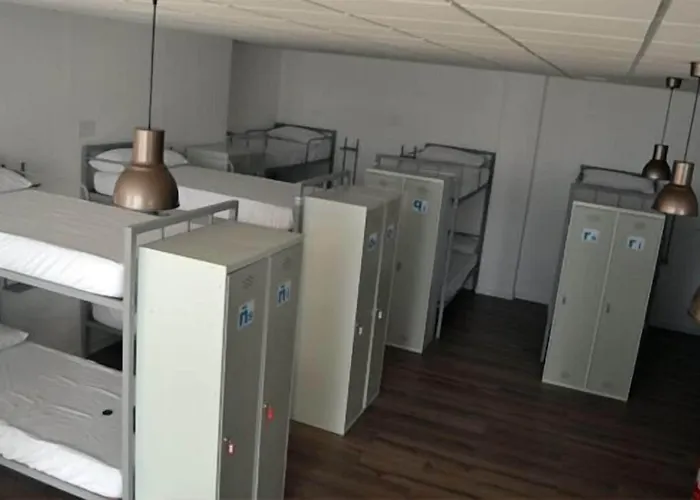 호스텔 체크 인 레옹 레온